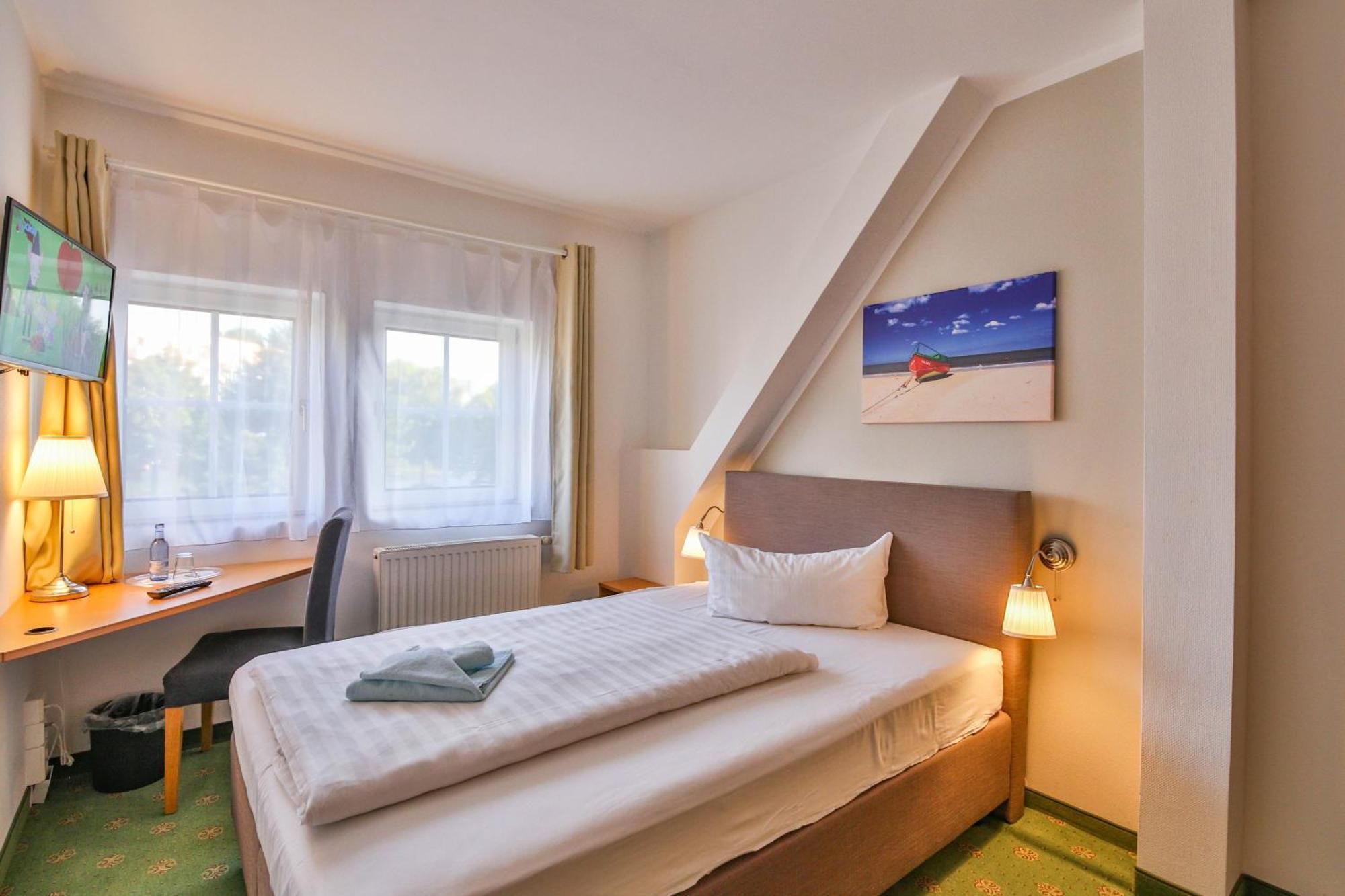 Hotel Und Restaurant "Zur Zwiebel" Peenemunde Δωμάτιο φωτογραφία